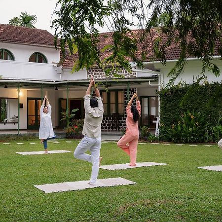 The Sacred Lotus Ayurveda Wellness Retreat Hotel Kochi Kültér fotó