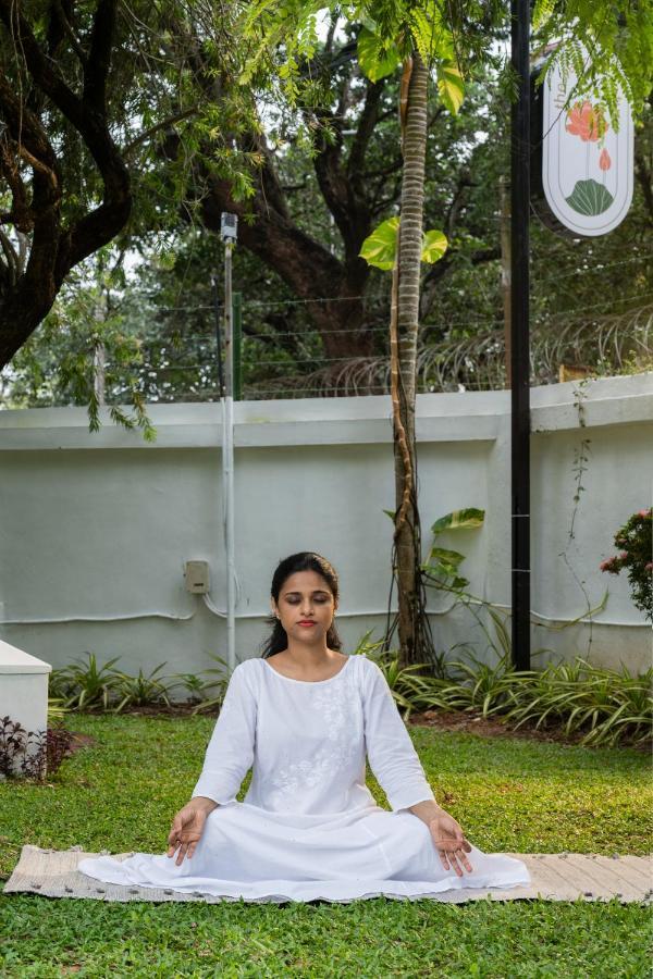 The Sacred Lotus Ayurveda Wellness Retreat Hotel Kochi Kültér fotó